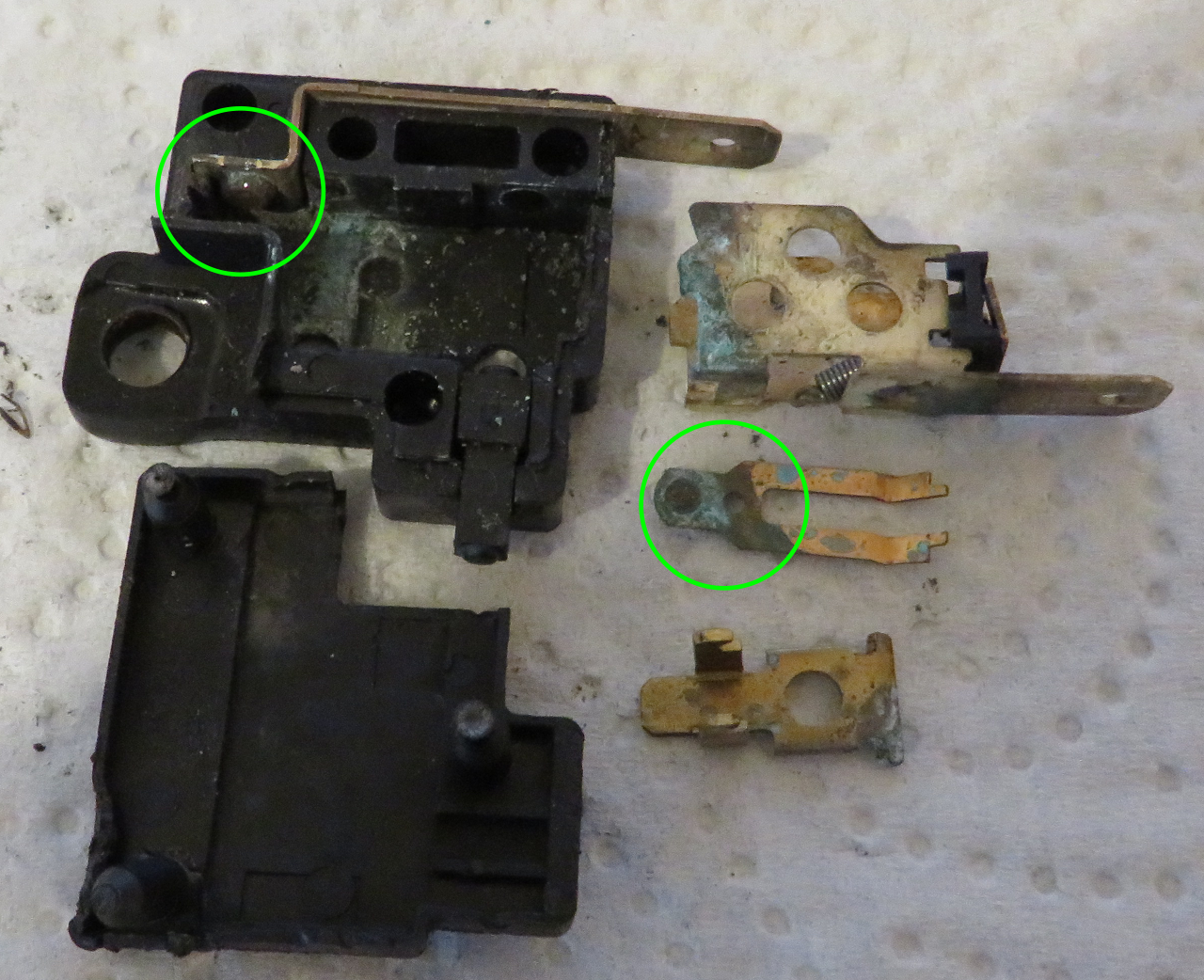 g-dink300i_brake-switch-corrosion